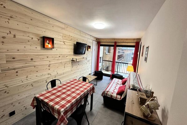 Licht appartement met balkon op het zuiden in Villard de Lans - thumbnail 3