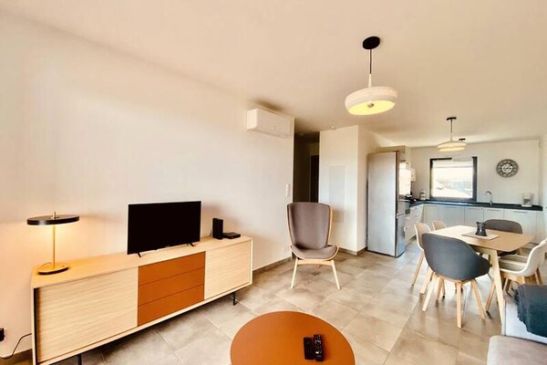 Comfortabel appartement in Propriano met zeezicht voor 6 personen - thumbnail 1
