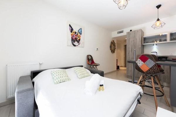 Modern appartement met terras en zwembad in Juan-les-Pins - thumbnail 3
