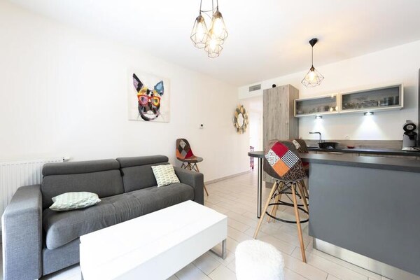 Modern appartement met terras en zwembad in Juan-les-Pins - thumbnail 4
