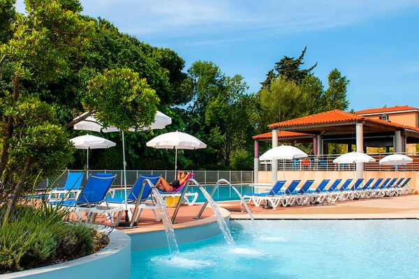 Studio met terras op 200m van Plage Sud in Mandelieu-la-Napoule - thumbnail 5
