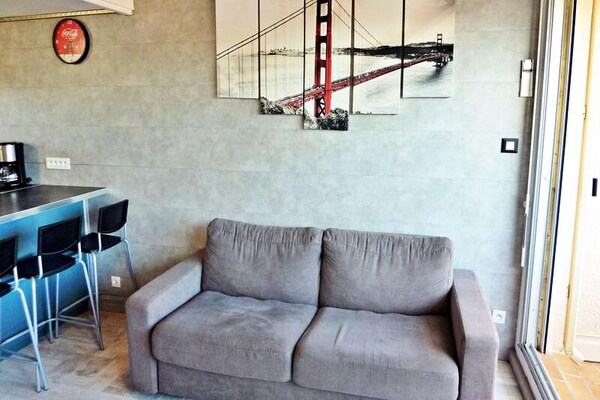 Modern duplex appartement met airco en terras in Marseillan - thumbnail 4