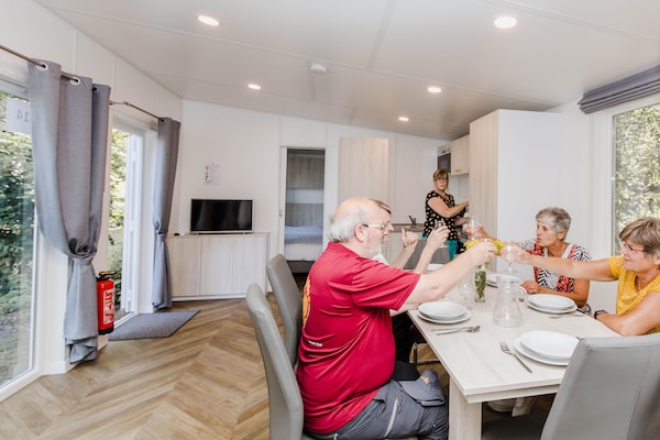 Gelijkvloers appartement voor 6 personen met tuin op vakantiepark in Turnhout - thumbnail 4