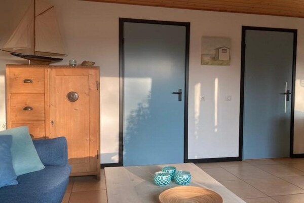 Vrijstaande bungalow De Schelp 7 met privacyvolle tuin in Sint Maartenszee - thumbnail 6
