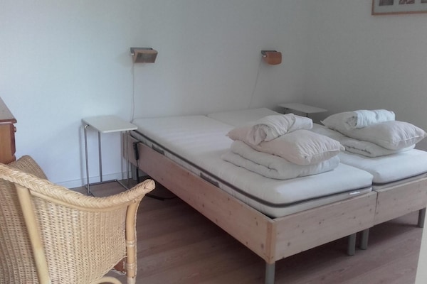 Charmante vrijstaande bungalow in Sint Maartenszee, 500m van strand - thumbnail 5