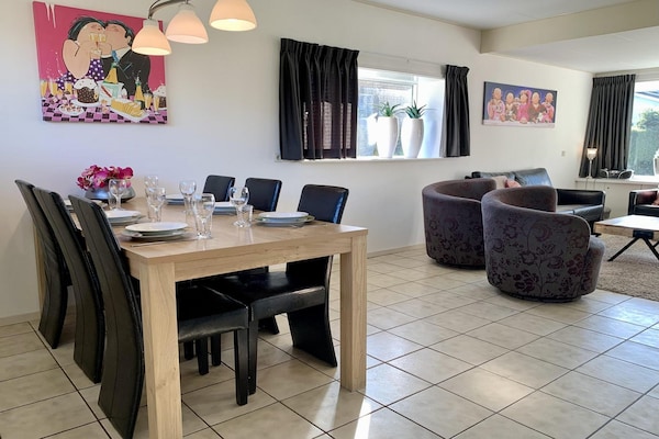 Vrijstaande kustbungalow Zeewaard 14 met grote omheinde tuin in Sint Maartenszee - thumbnail 3