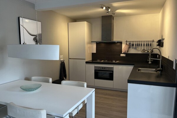 Paint it Black: sfeervol vakantiehuis bij strand en bos - thumbnail 4