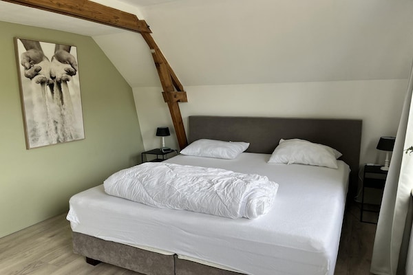 Paint it Black: sfeervol vakantiehuis bij strand en bos - thumbnail 3