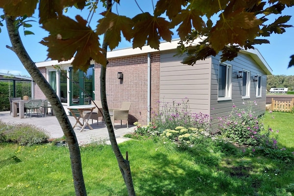 Eureka 102: Gerenoveerde bungalow met landelijk uitzicht bij Sint Maartenszee - thumbnail 6