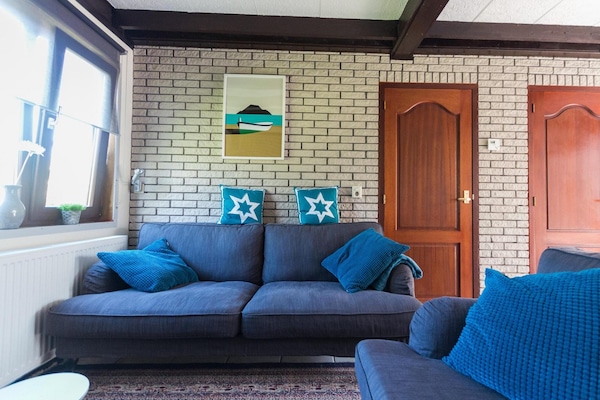 Vrijstaande bungalow aan zee voor 5 personen met grote tuin in Sint Maartenszee - thumbnail 2