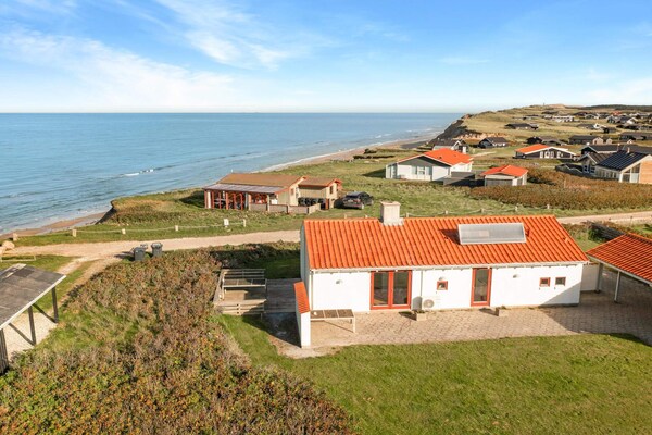 Vrijstaand vakantiehuis op 250m van zee met panoramisch uitzicht bij Løkken - thumbnail 3