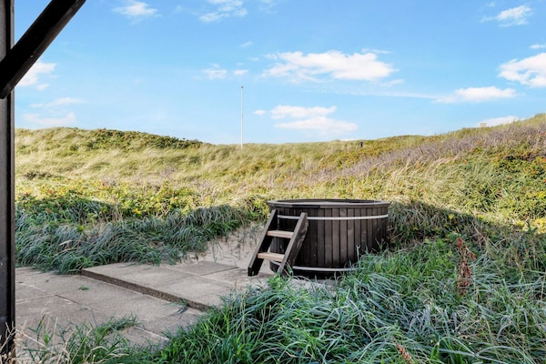Vrijstaand vakantiehuis op 100m van de zee in Løkken met gratis Netflix - thumbnail 3