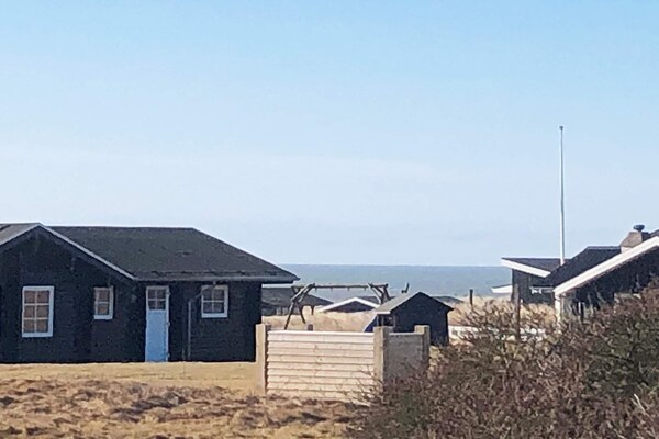Ruim vakantiehuis voor 10 personen met sauna en spa, 200m van zee in Løkken - thumbnail 3