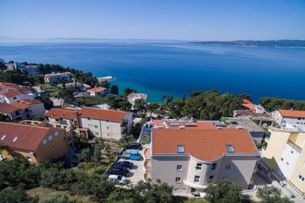4-persoons appartement aan het strand in Brela · 60 m² - thumbnail 3