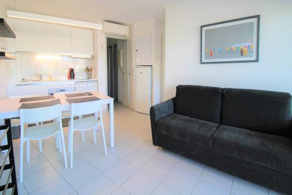 Appartement aan de Côte d'Azur met panoramisch uitzicht over de Golf van Saint-Tropez - thumbnail 4