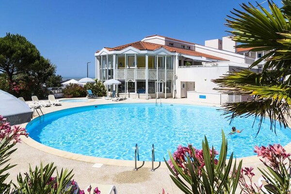 Appartement op 40 meter van het strand in Fouras met zwembad - thumbnail 2