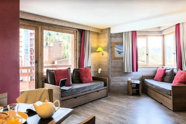 Ruim familie-appartement in het hart van Courchevel 1650, dicht bij de pistes - thumbnail 2