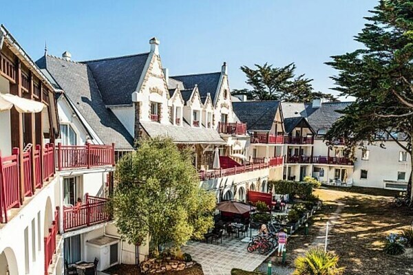 Licht appartement in Le Pouliguen met zwembad, op 800m van het strand - thumbnail 6