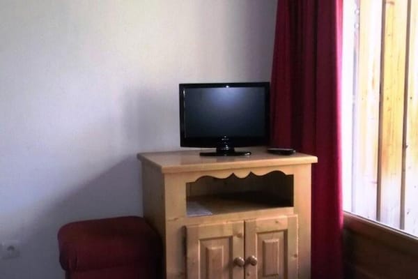 Licht appartement voor 7 personen op 100 meter van de piste in Orcières - thumbnail 4