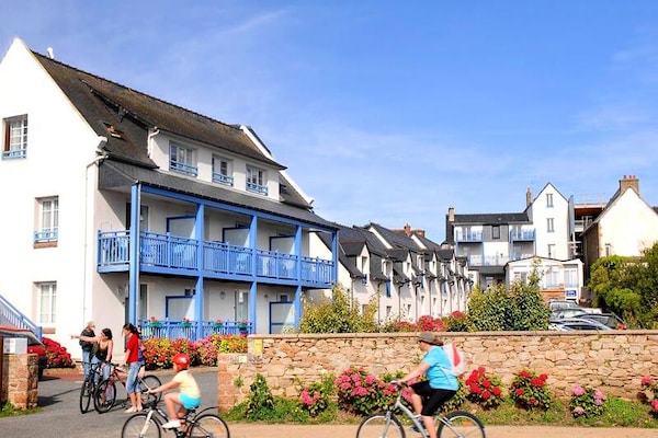 Appartement in Résidence Odalys Les Bains | Zeezicht in Trégastel, Bretagne - thumbnail 2