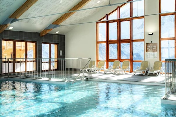 Comfortabel studio-appartement in Orcières met zwembad en wellness - thumbnail 4
