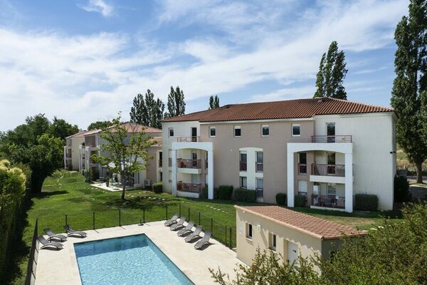 Studio tussen de wijnranken bij Aix-en-Provence met zwembad en balkon - thumbnail 1