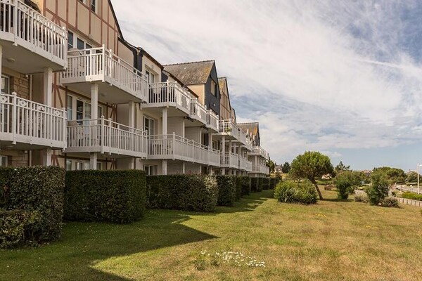 Knus appartement nabij haven en strand in Arzon, geschikt voor 5 personen - thumbnail 2
