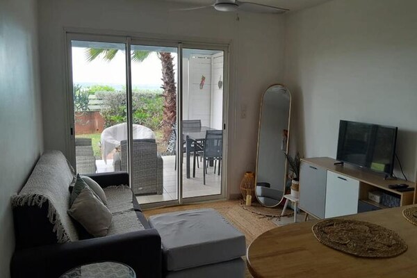 Appartement Seaside: Direct aan zee in Le Moule met adembenemend uitzicht - thumbnail 4