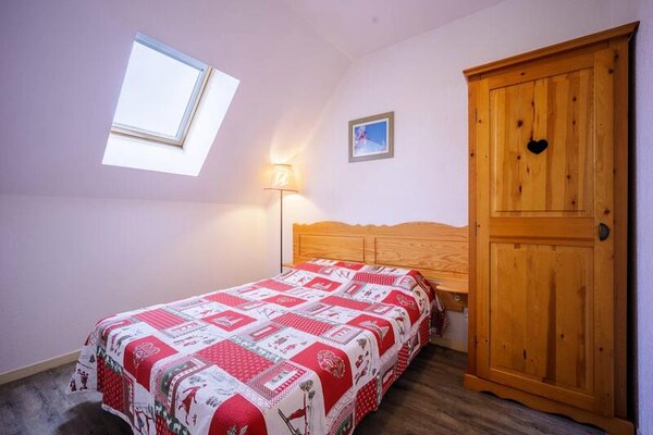 Ruim appartement voor 10 personen aan de voet van de Pyreneeën in Germ - thumbnail 6