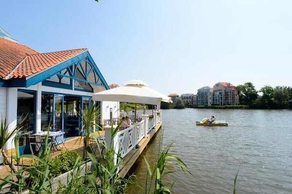 Rustiek appartement voor 7 in autovrij resort Port Bourgenay, vlakbij strand - thumbnail 6