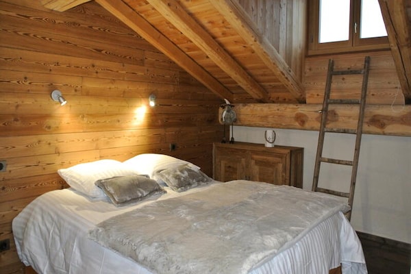 Ruim 12-persoons appartement in Bessans, direct aan de pistes - thumbnail 5