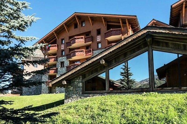 Appartement 6 pers. in Les Menuires met zwembad, sauna en uitzicht op de Alpen - thumbnail 5