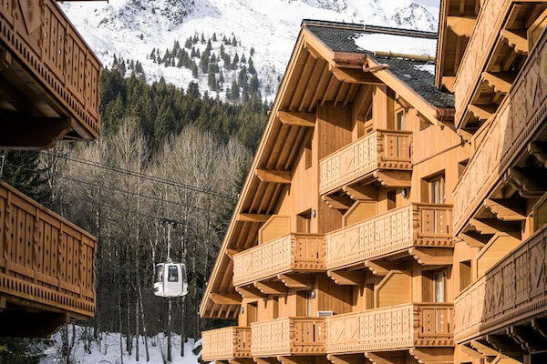 Luxe 8-persoons appartement in Méribel met zwembad, sauna en jacuzzi - thumbnail 2