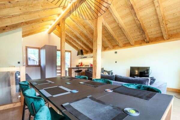 Modern chalet in Montriond met 4 slaapkamers, dichtbij skigebied Portes du Soleil - thumbnail 4