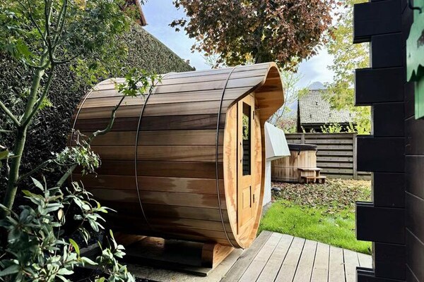 Ruim 5-slaapkamer chalet in Montriond met sauna en tuin, vlakbij Morzine - thumbnail 4