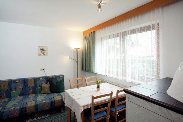 Op 1 km van het centrum: gezellig appartement in Sautens - thumbnail 4
