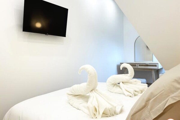 Chic appartement op 30 meter van het strand met uitzicht op zee en platteland - thumbnail 4
