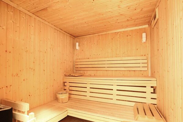 Authentiek chalet voor 6 in Notre-Dame-de-Bellecombe met ruime tuin - thumbnail 4