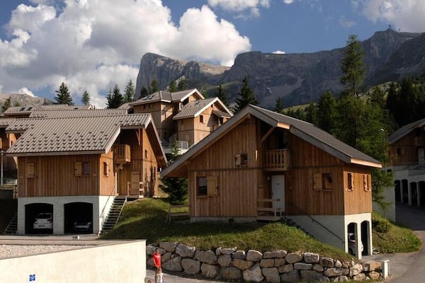 Ruim duplexappartement voor 10 personen aan de voet van de pistes in Superdévoluy - thumbnail 1