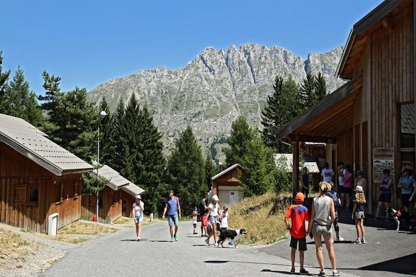Ruim duplexappartement voor 10 personen aan de voet van de pistes in Superdévoluy - thumbnail 6