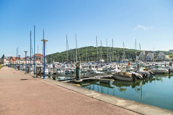 Gezinsappartement met tuin aan de Normandische kust in Dives-sur-Mer - thumbnail 6