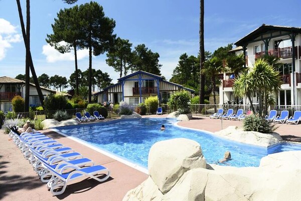 Ruim appartement voor 8 personen aan de golfbaan bij Arcachon - thumbnail 3