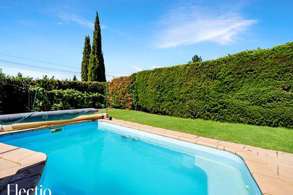 Villa Oliveda in Lourmarin: privézwembad, bioscoopzaal en zonnige tuin - thumbnail 3