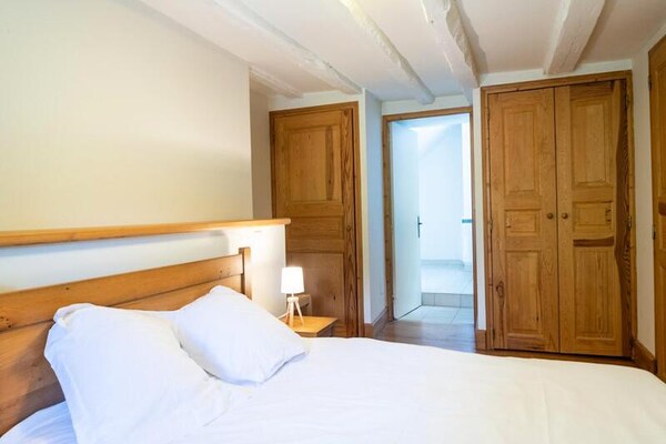 Ruim appartement voor 8 personen op 1100 m hoogte met zwembad in St Amans - thumbnail 5