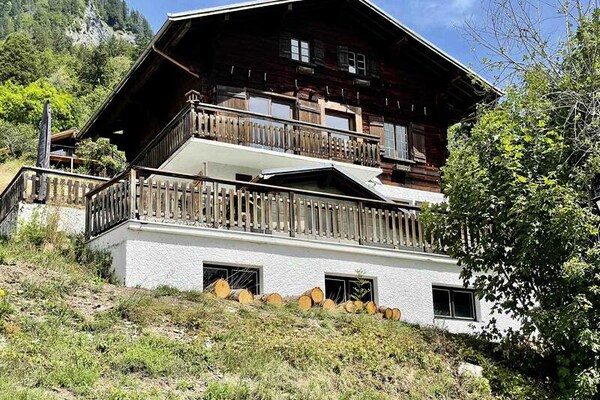 Ruim 5-slaapkamerappartement voor 10 personen in Flumet - thumbnail 1