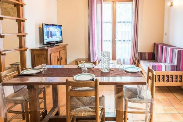 Authentiek 17e-eeuws vakantiehuis voor 6 personen in Bourgs-sur-Colagne - thumbnail 5