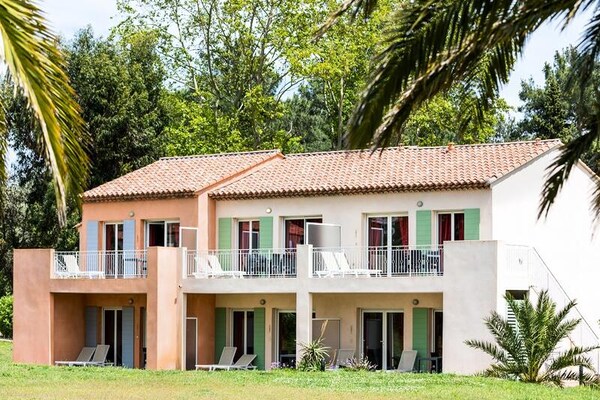 Appartement 4p met zwembad, 200m van strand in Port Grimaud - thumbnail 3