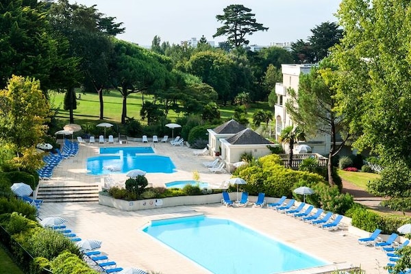 Luxe appartement op 300m van strand La Baule met zwembad - thumbnail 5