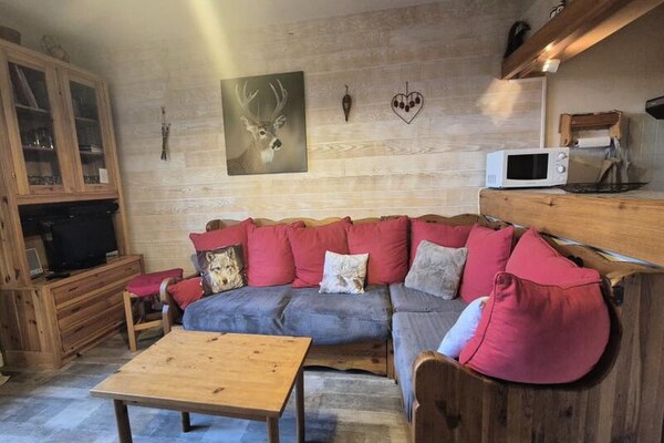 Appartement Familial Au Revard – Direct aan de piste met panoramisch uitzicht - thumbnail 2