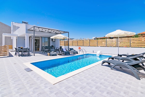 Blue Oyster Beach 6: Villa op 50 meter van zee bij Rethymno - thumbnail 1